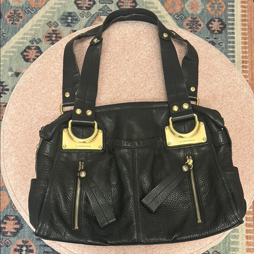 2/$30 Vintage B Makowsky Leather Handbag with Gold Hardware♥️